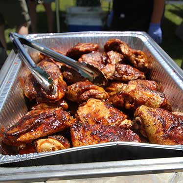 Hot and Spicy Chicken Wings with Peri Sauce 